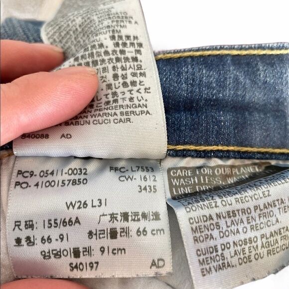 Levi's | Demi Curve Mid Rise Skinny Jeans size 26 - Picture 3 of 8